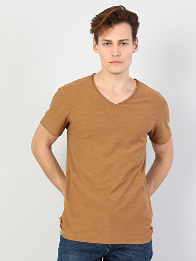 Afficher les détails de T-shirt À Manches Courtes Marron Classic Fit  Homme
