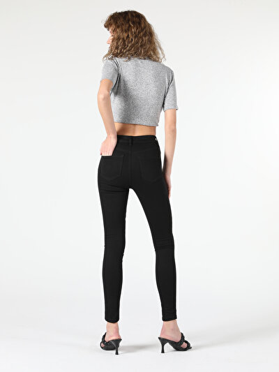 Image de Pantalon Noir Skinny Leg En Super Slim Fit Femme