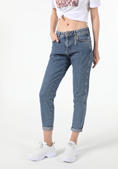 Afficher les détails de 893 Julia Pantalon Marine Tapered Leg  En  Boyfriend Fit Femme