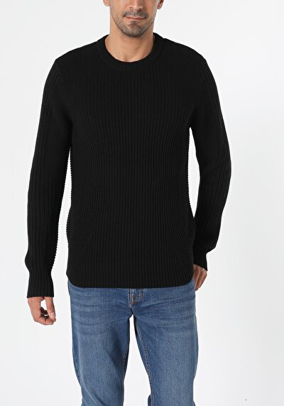 Afficher les détails de Pull Noir Slim Fit   Homme