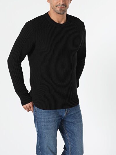 Afficher les détails de Pull Noir Slim Fit   Homme
