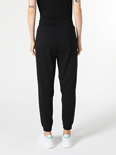 Image de Pantalon De Survêtement Noir Slim Fit Femme