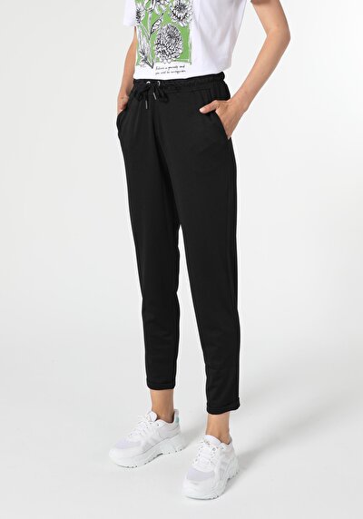 Image de Pantalon De Survêtement Noir Regular Fit Femme