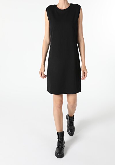 Image de Robe Noir Regular Fit    Femme
