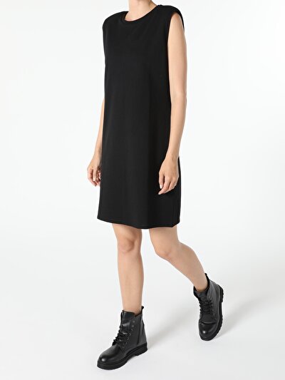 Image de Robe Noir Regular Fit    Femme