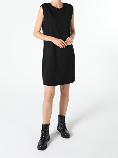 Image de Robe Noir Regular Fit    Femme
