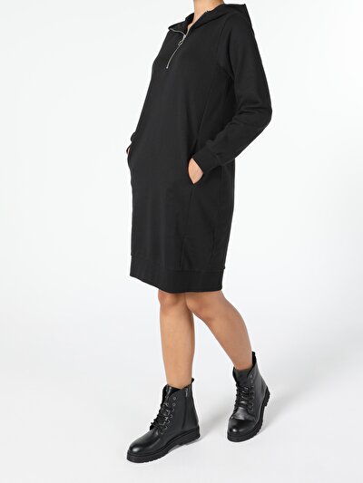 Image de Robe Noir Regular Fit Femme