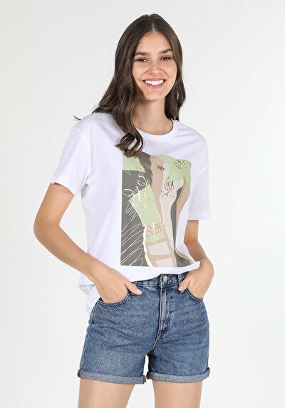 Image de T-shirt À Manches Courtes Blanc Comfort Fit  Femme