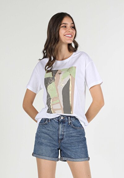 Image de T-shirt À Manches Courtes Blanc Comfort Fit Femme