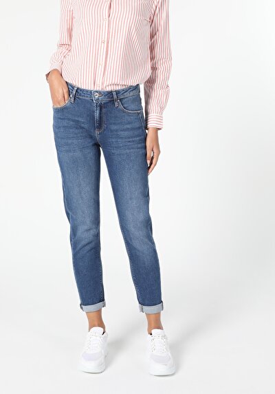 Afficher les détails de 893 Julia Pantalon Bleu Tapered Leg  En  Boyfriend Fit Femme