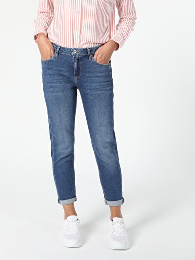 Afficher les détails de 893 Julia Pantalon Bleu Tapered Leg  En  Boyfriend Fit Femme