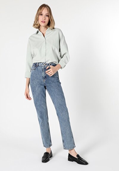 Image de 884 Lauren Pantalon Denim Bootcut En Straight Fit Femme