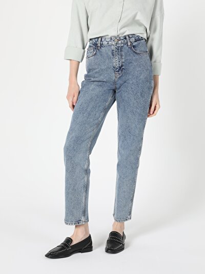 Image de 884 Lauren Pantalon Denim Bootcut  En  Straight Fit Femme
