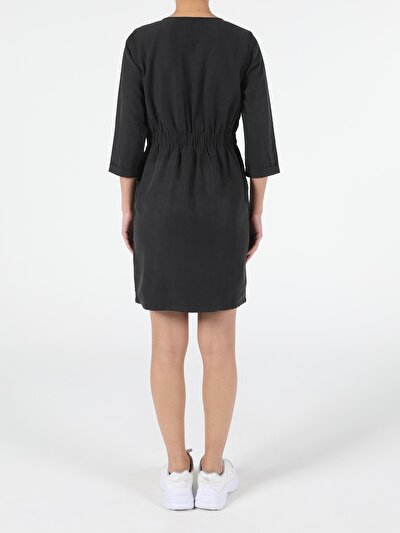 Image de Robe Noir Regular Fit Femme
