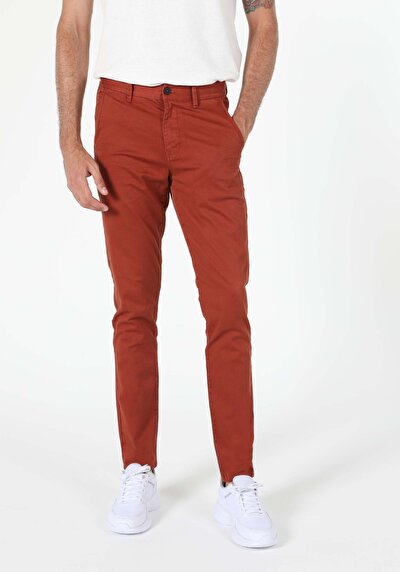 Image de Pantalon Rouge Straight Leg Medium Rise En Gabardine Slim Fit Homme