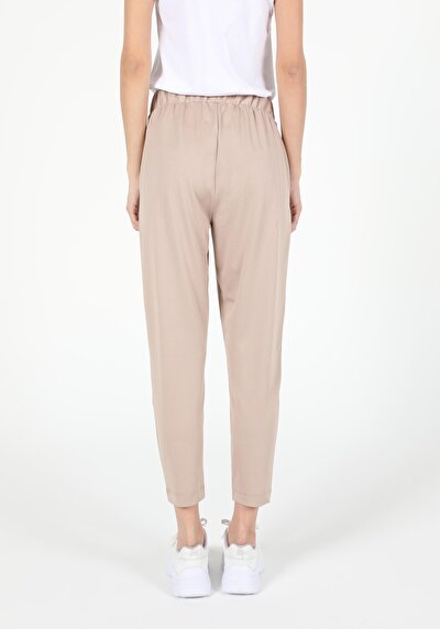 Afficher les détails de Pantalon De Survêtement Beige Regular Fit Femme