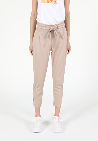 Afficher les détails de Pantalon De Survêtement Beige Regular Fit Femme