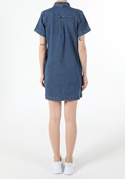Afficher les détails de Robe Denim Regular Fit    Femme