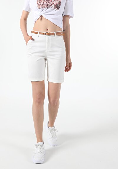 Image de Short Blanc Slim Fit Femme