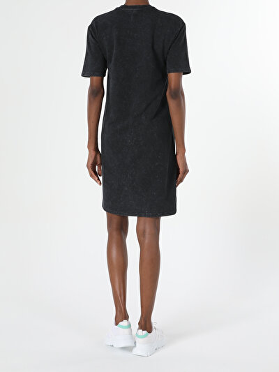 Image de Robe Noir Regular Fit Femme