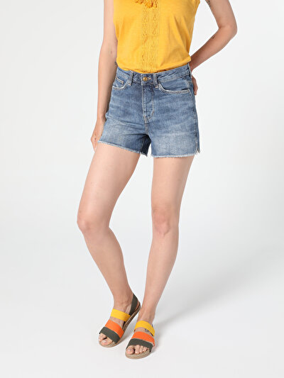 Image de Short Denim Slim Fit Femme
