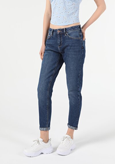 Afficher les détails de 893 Julia Pantalon Denim Tapered Leg  En  Boyfriend Fit Femme