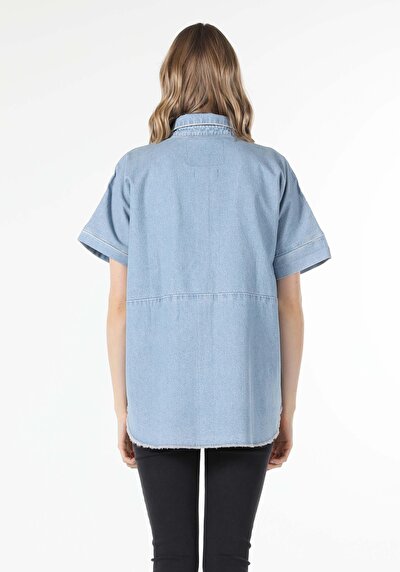 Image de Chemise À Manches Courtes Bleu Clair  Regular Fit Femme