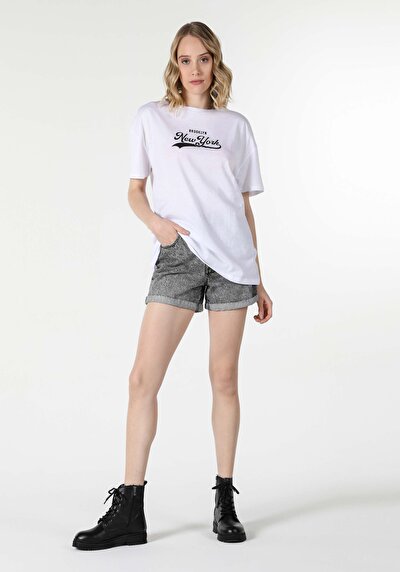 Image de T-shirt À Manches Courtes Blanc Comfort Fit  Femme