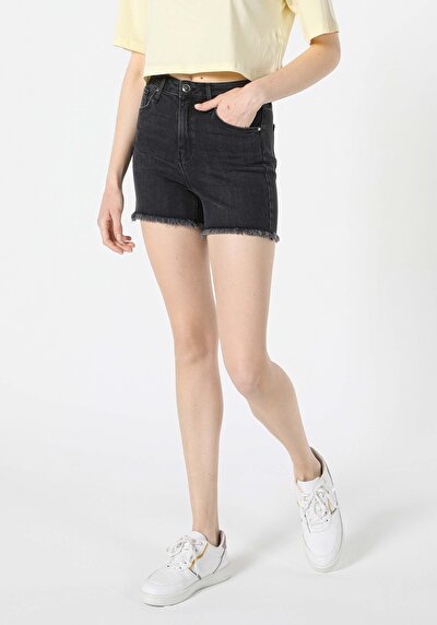Image de Short Denim Slim Fit Femme