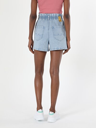 Image de Short Denim Baggy Fit Femme