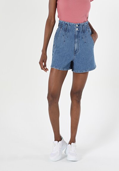Image de Short Denim Baggy Fit Femme