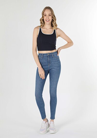 Image de 760 Diana Pantalon Denim Skinny Leg En Super Slim Fit Femme