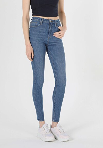 Image de 760 Diana Pantalon Denim Skinny  Leg  En  Super Slim Fit Femme