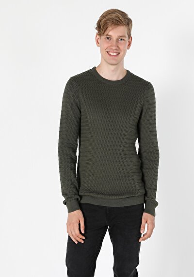 Afficher les détails de Pull Kaki Slim Fit   Homme