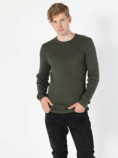 Afficher les détails de Pull Kaki Slim Fit   Homme