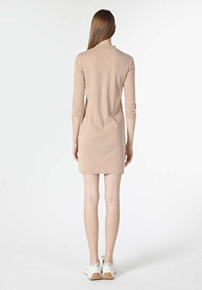 Image de Robe Beige Slim Fit    Femme