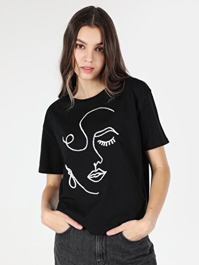 Image de T-shirt À Manches Courtes Noir Regular Fit  Femme