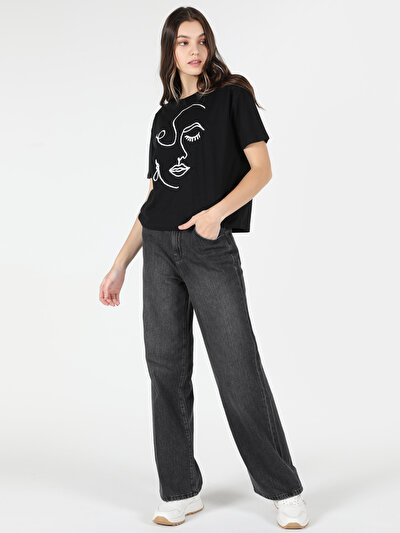 Image de T-shirt À Manches Courtes Noir Regular Fit  Femme