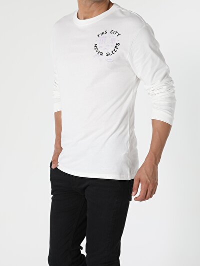 Image de T-shirt À Manches Longues Blanc Oversize Fit  Homme