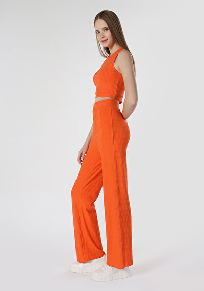 Afficher les détails de Pantalon De Survêtement Orange Slim Fit Femme