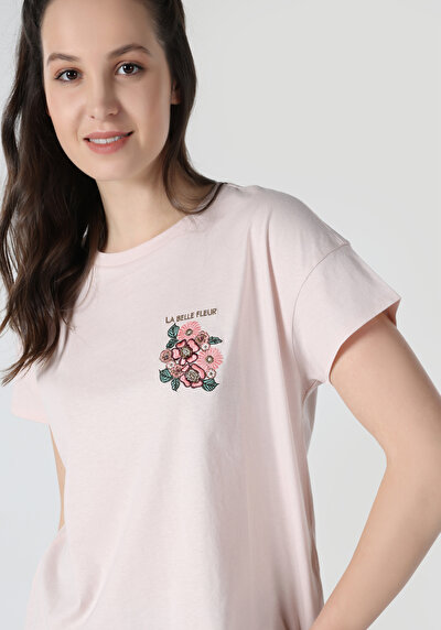 Image de T-shirt À Manches Courtes Rose Regular Fit Brodé Femme