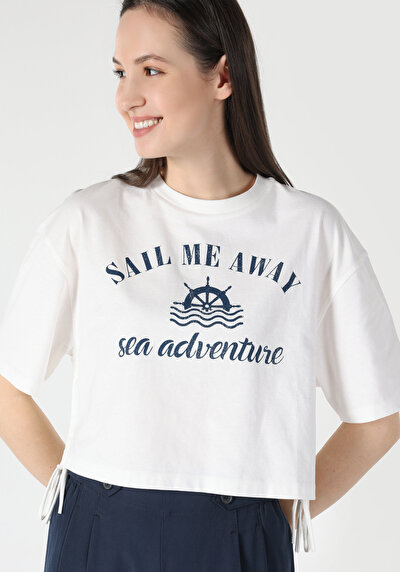 Image de T-shirt À Manches Courtes Blanc Regular Fit Imprimé Femme