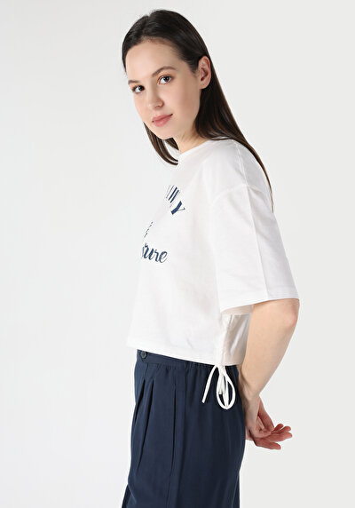 Afficher les détails de T-shirt À Manches Courtes Blanc Regular Fit Imprimé Femme