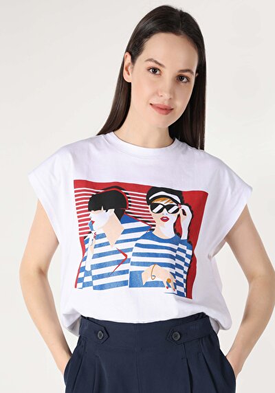 Image de T-shirt À Manches Courtes Blanc Comfort Fit  Femme