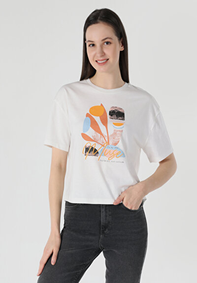 Afficher les détails de T-shirt À Manches Courtes Blanc Regular Fit  Femme