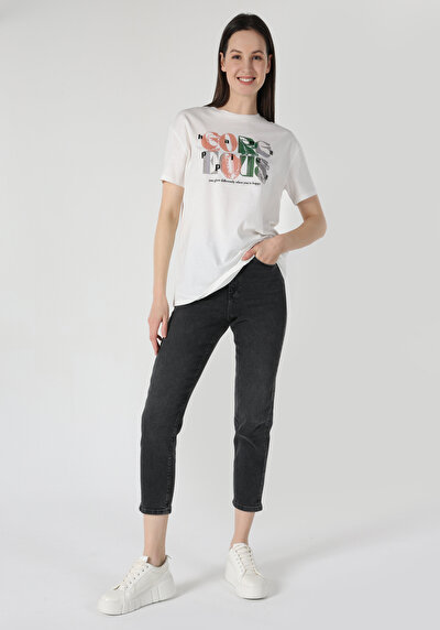 Image de T-shirt À Manches Courtes Blanc Comfort Fit  Femme