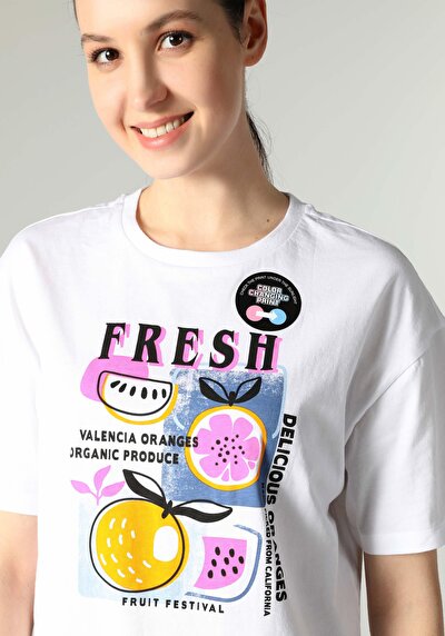 Afficher les détails de T-shirt À Manches Courtes Blanc Regular Fit  Femme