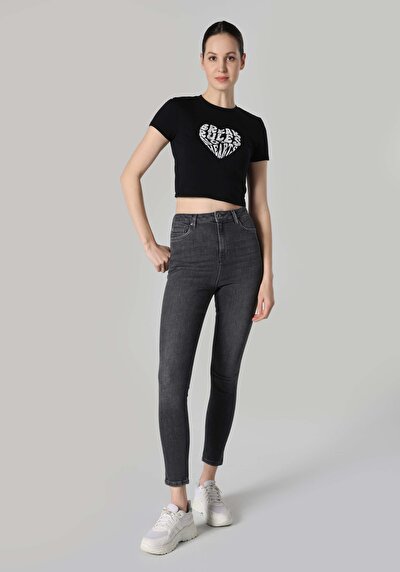 Image de T-shirt À Manches Courtes Noir Slim Fit Femme