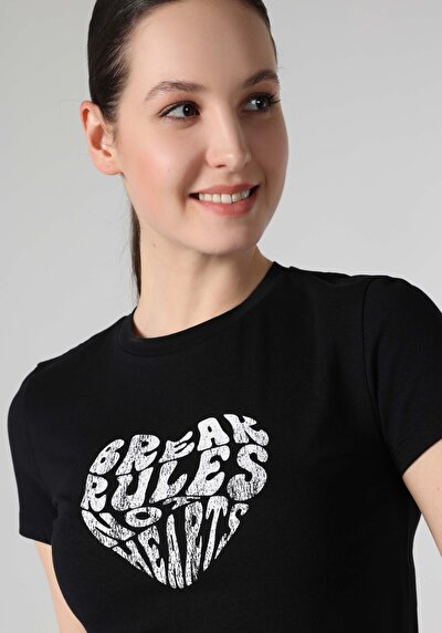 Image de T-shirt À Manches Courtes Noir Slim Fit  Femme