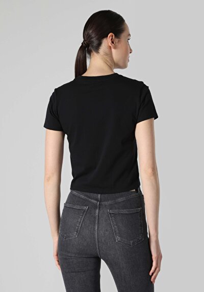 Image de T-shirt À Manches Courtes Noir Comfort Fit Femme